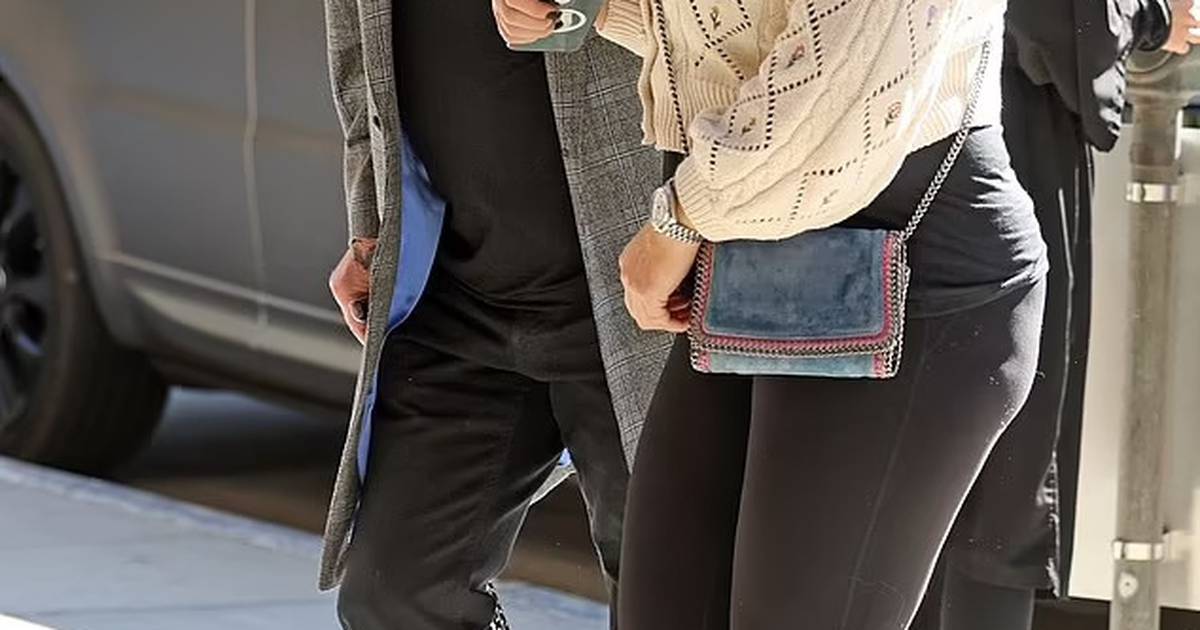 Kelly Osbourne y su bolsa Louis Vuitton