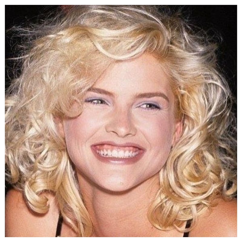 Anna Nicole Smith fue una modelo estadounidense, nombrada chica del año por Playboy en 1992.
